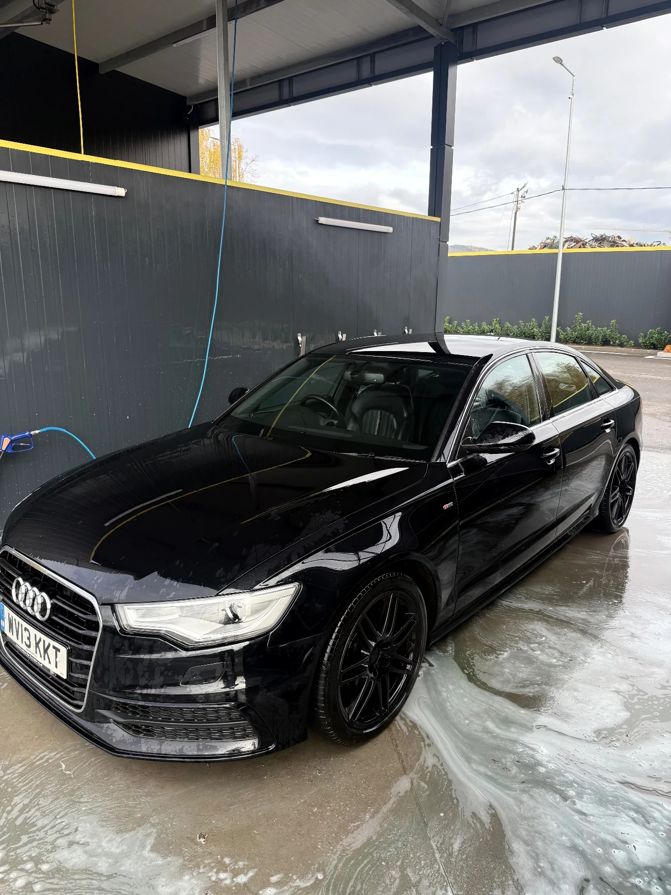 Audi A6 S-Line Black Edition - изображение 2