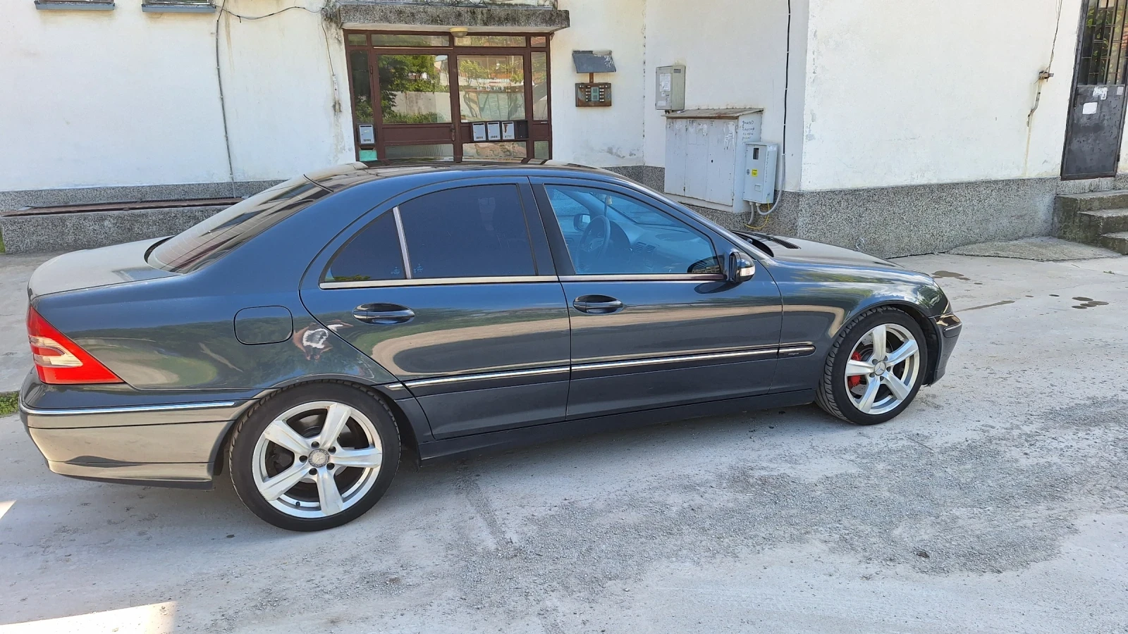 Mercedes-Benz C 220 | Mobile.bg � ����������� 3