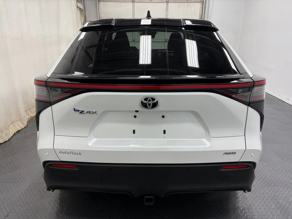 Toyota bZ4X XLE AWD* ПОДГРЕВ* PANORAMA*  - изображение 5