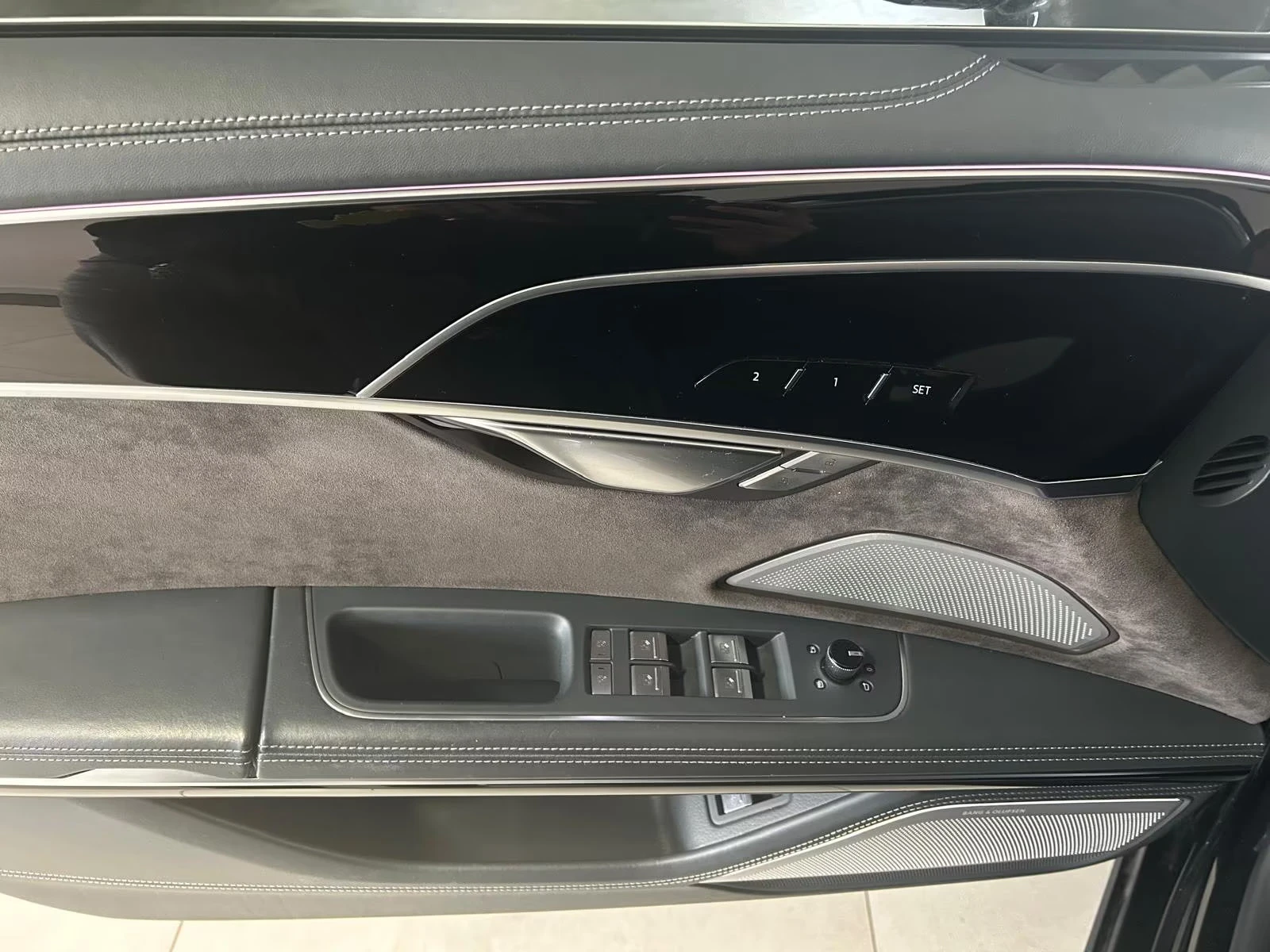 Audi A8 50/286HP/LONG/SLINE/PANO/HUD360/MASS/TV/B&O/145z, снимка 12 - Автомобили и джипове - 53819947