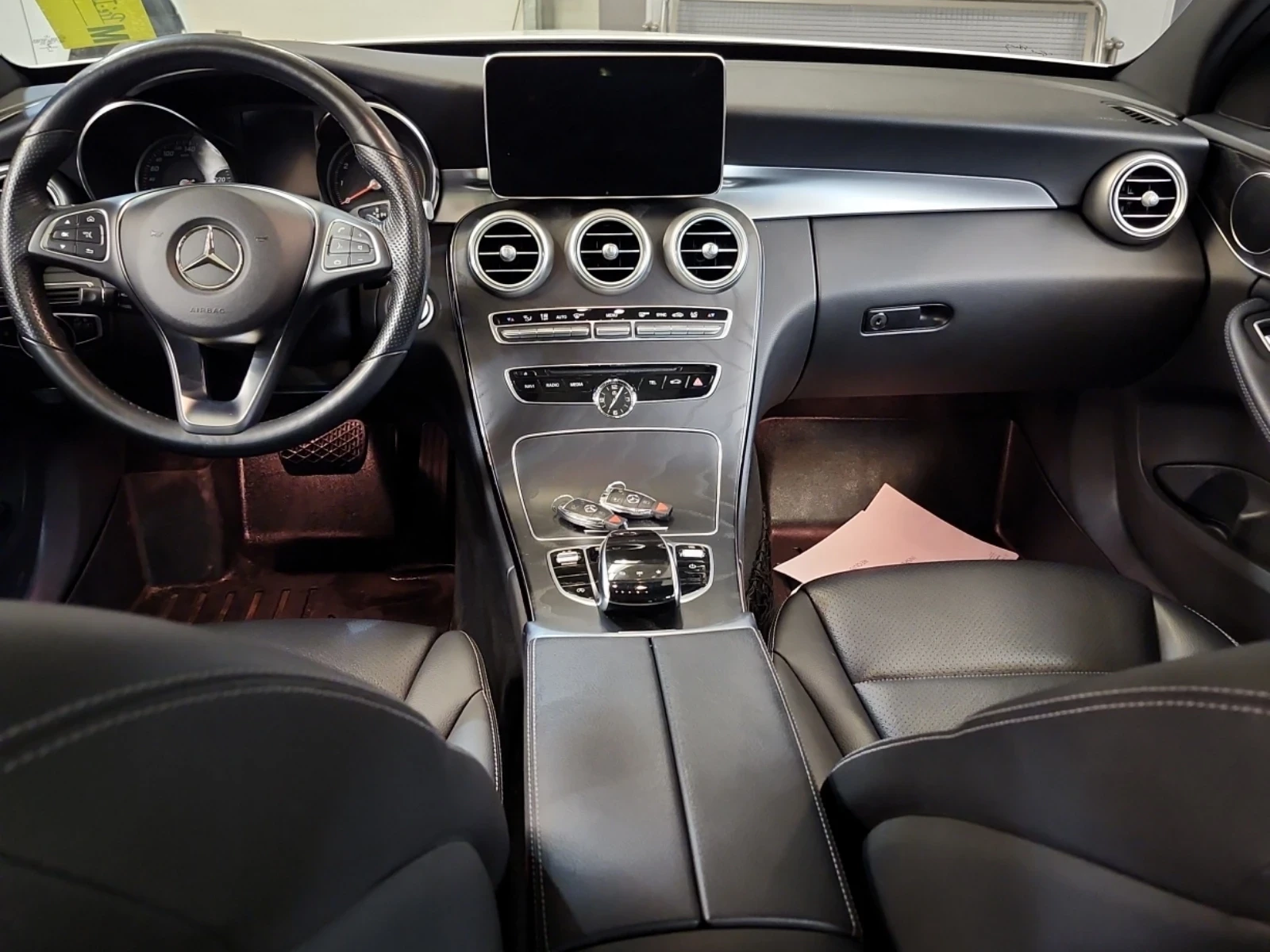 Mercedes-Benz C 300 4matic* Памет* Панорама* 2ключа, снимка 9 - Автомобили и джипове - 53863049