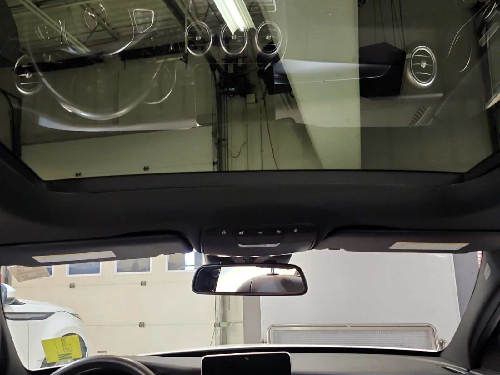 Mercedes-Benz C 300 4matic* Памет* Панорама* 2ключа, снимка 13 - Автомобили и джипове - 53863049