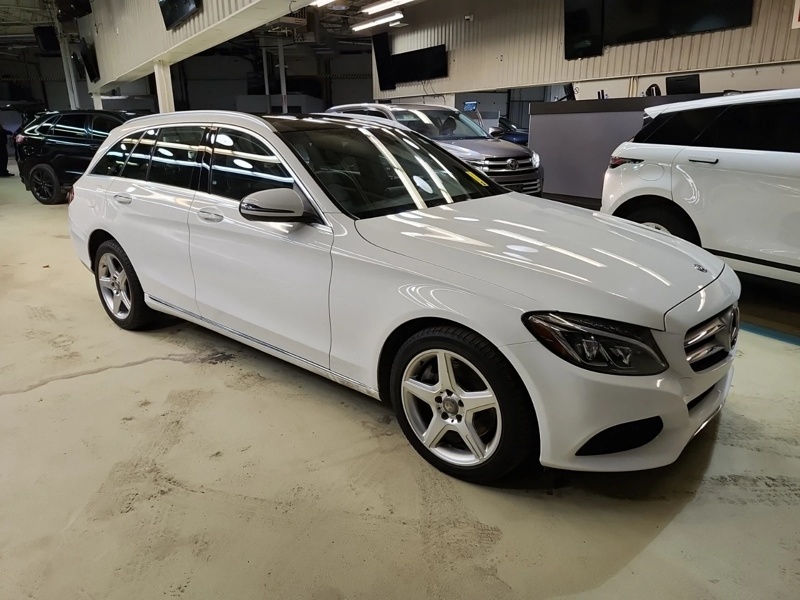 Mercedes-Benz C 300 4matic* Памет* Панорама* 2ключа, снимка 2 - Автомобили и джипове - 53863049