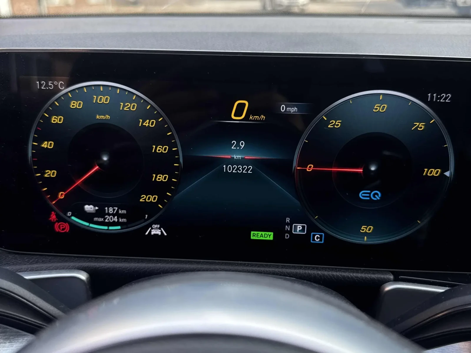 Mercedes-Benz EQB 350 AMG/4MATIC/DISTRONIC PLUS/360, снимка 9 - Автомобили и джипове - 53868409