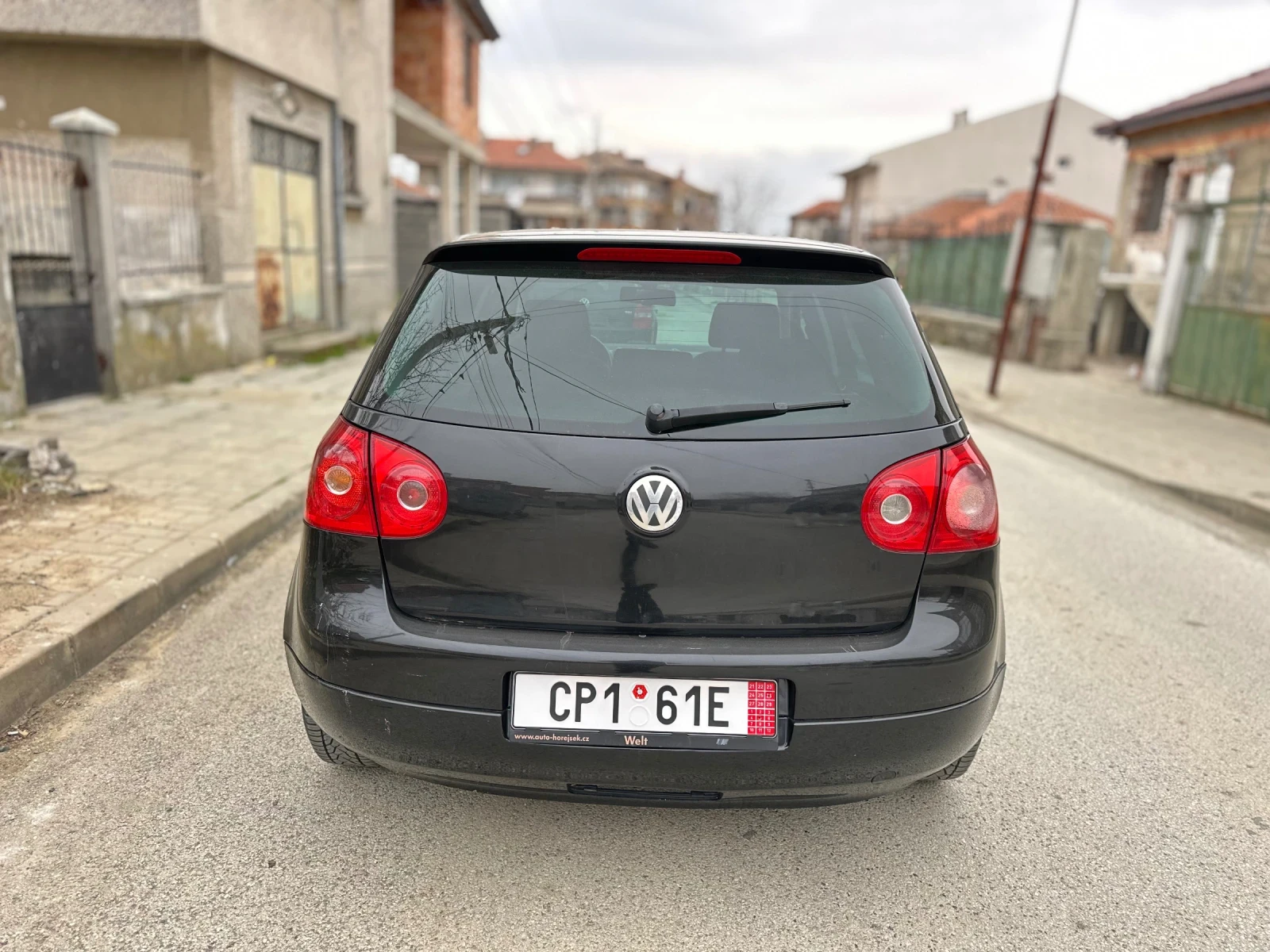 VW Golf 2.0 tdi, снимка 5 - Автомобили и джипове - 54056002