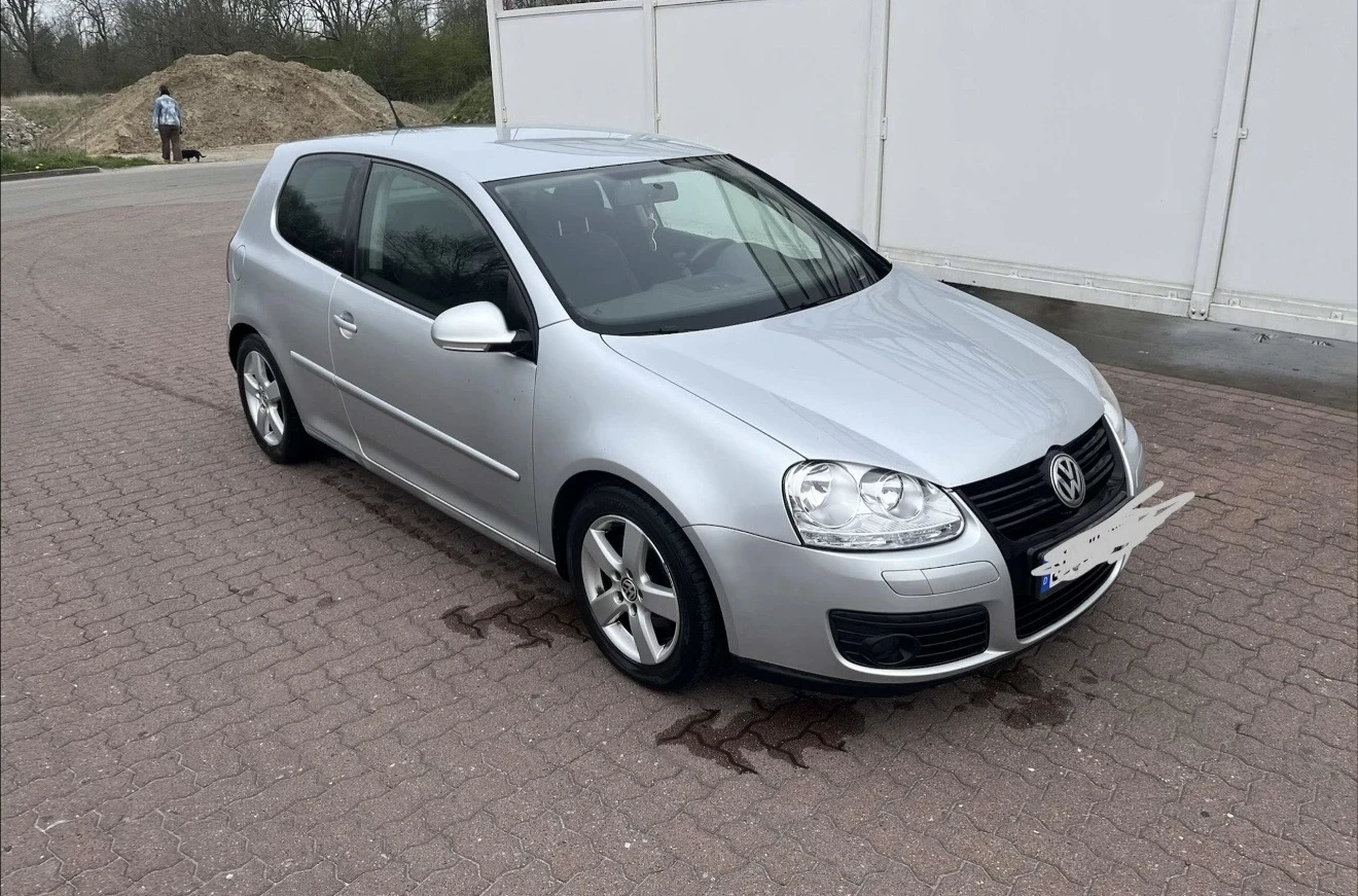 VW Golf, снимка 2 - Автомобили и джипове - 54264046