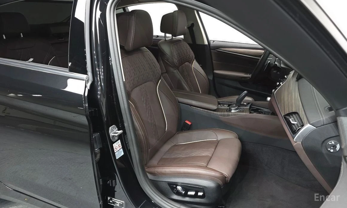 BMW 530, снимка 12 - Автомобили и джипове - 54367378