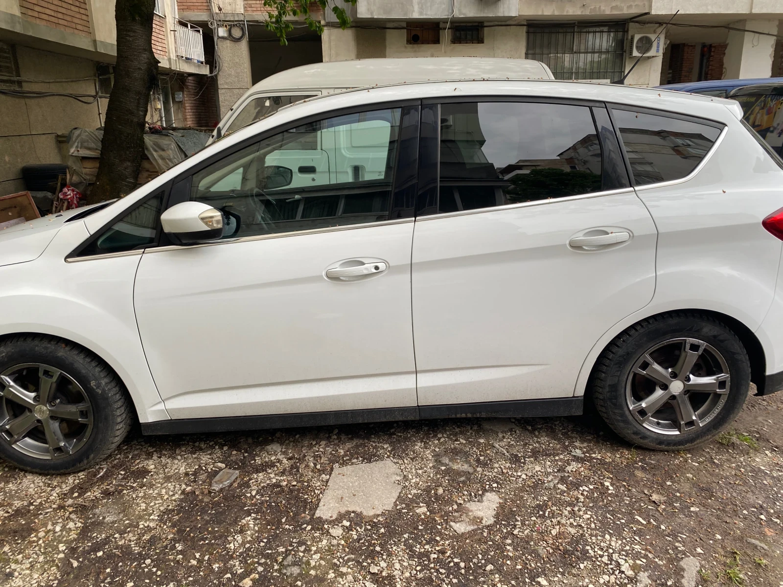 Ford C-max, снимка 3 - Автомобили и джипове - 54385497