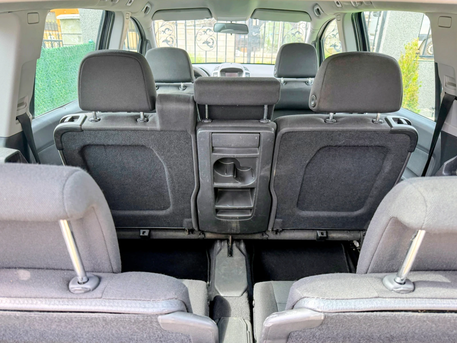 Opel Zafira 1.8i, снимка 10 - Автомобили и джипове - 54772060