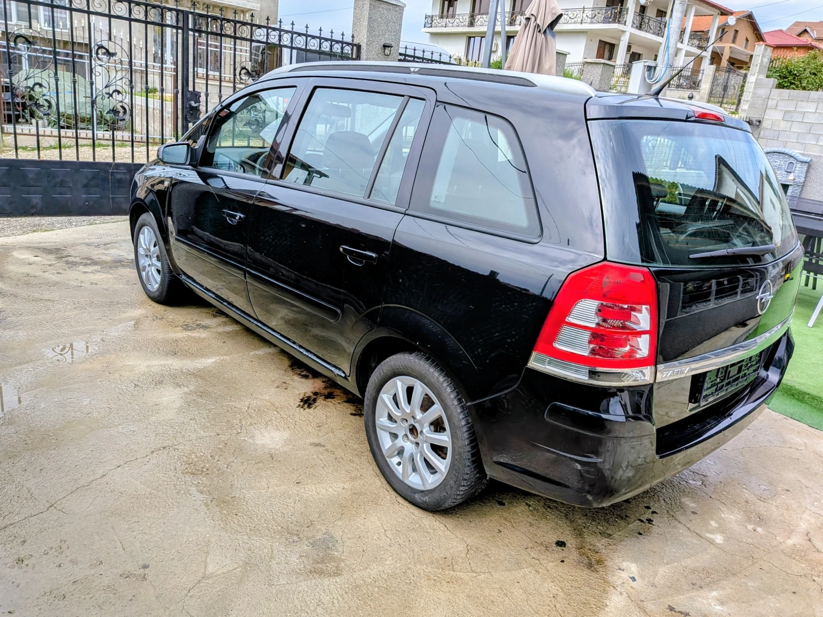 Opel Zafira 1.8i, снимка 4 - Автомобили и джипове - 54772060