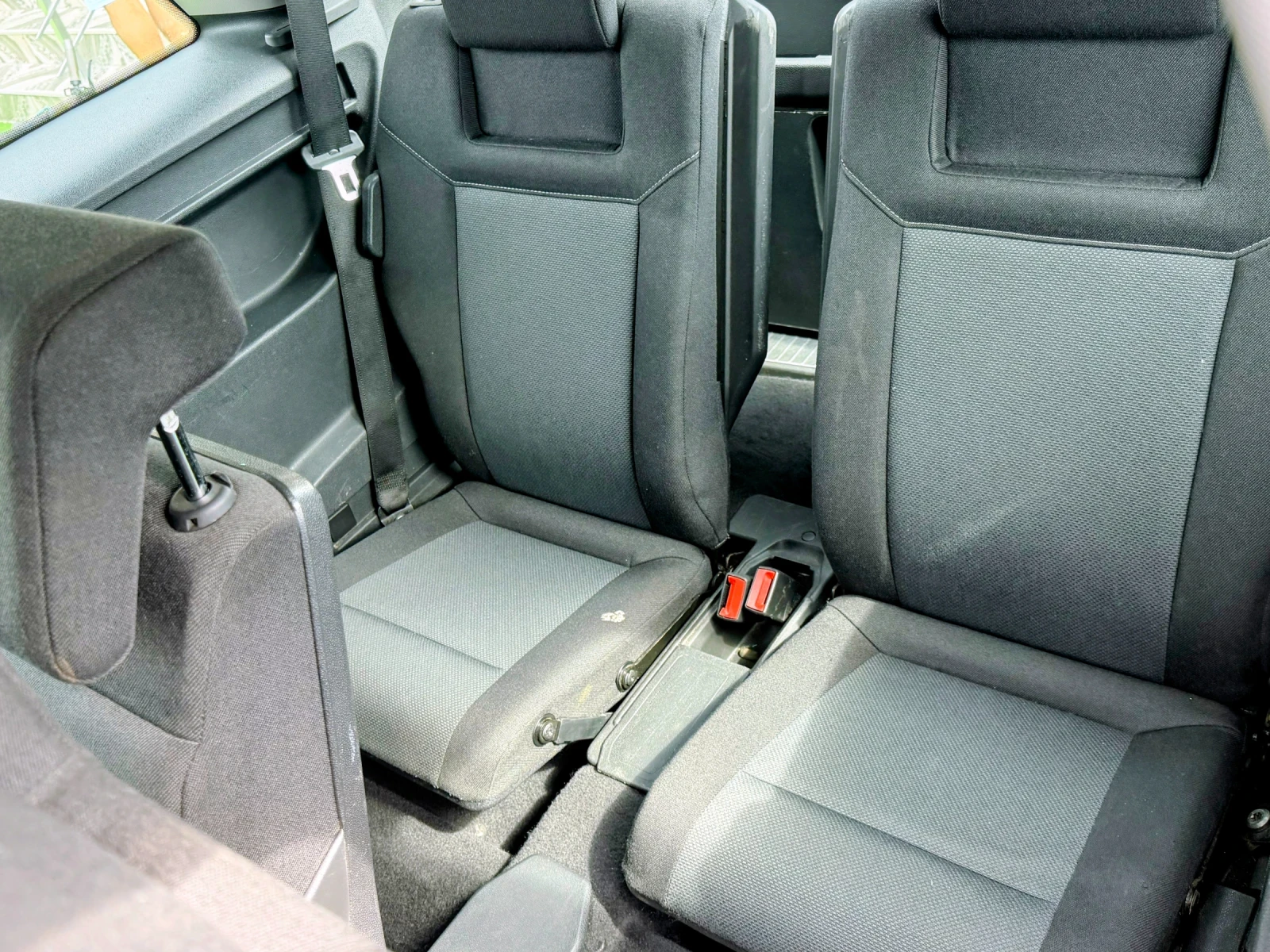 Opel Zafira 1.8i, снимка 9 - Автомобили и джипове - 54772060