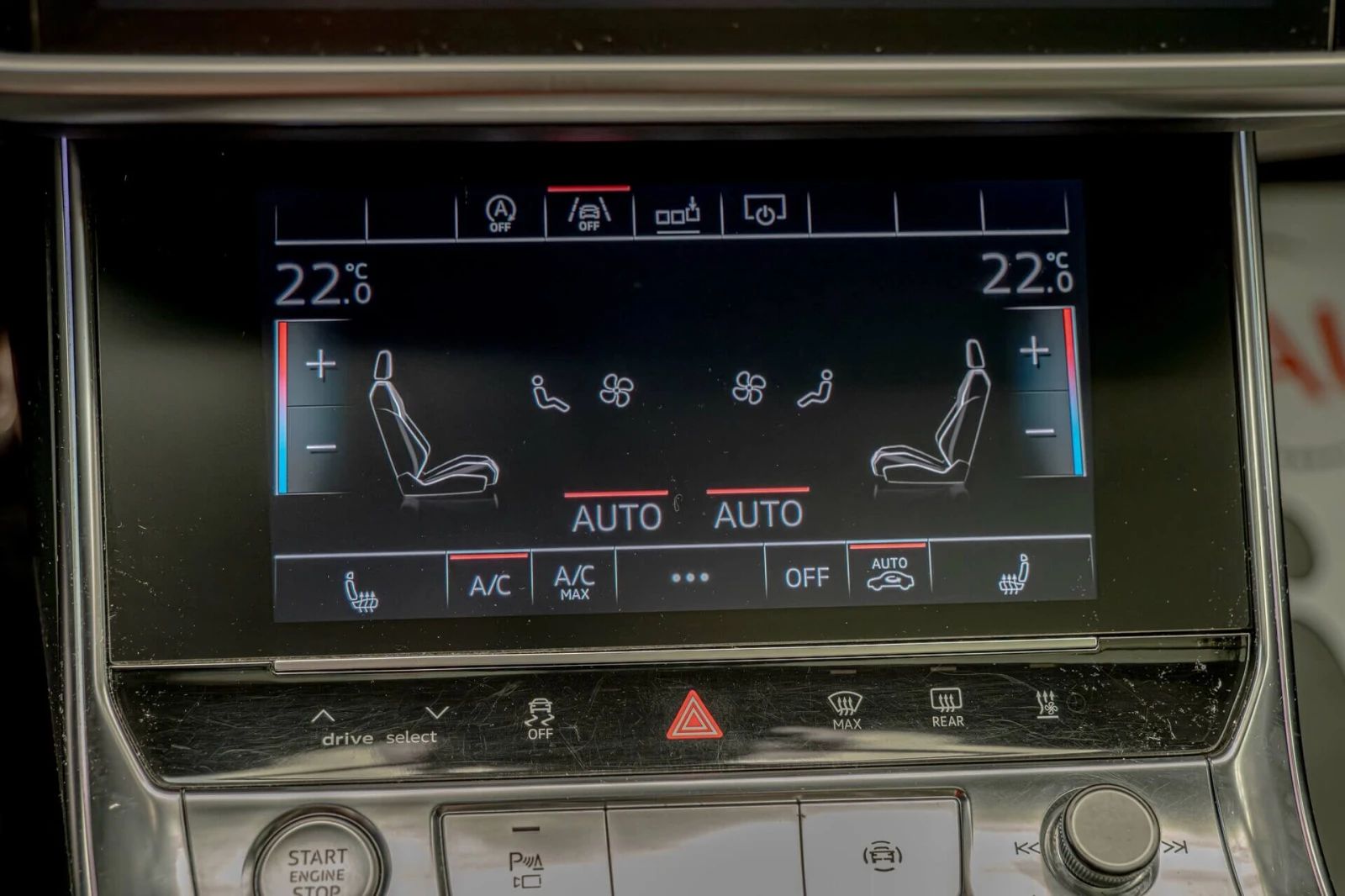 Audi A6 50TDI/Bang&Olufsen/Ambient/Sound Active/3D Камера/, снимка 13 - Автомобили и джипове - 54518257