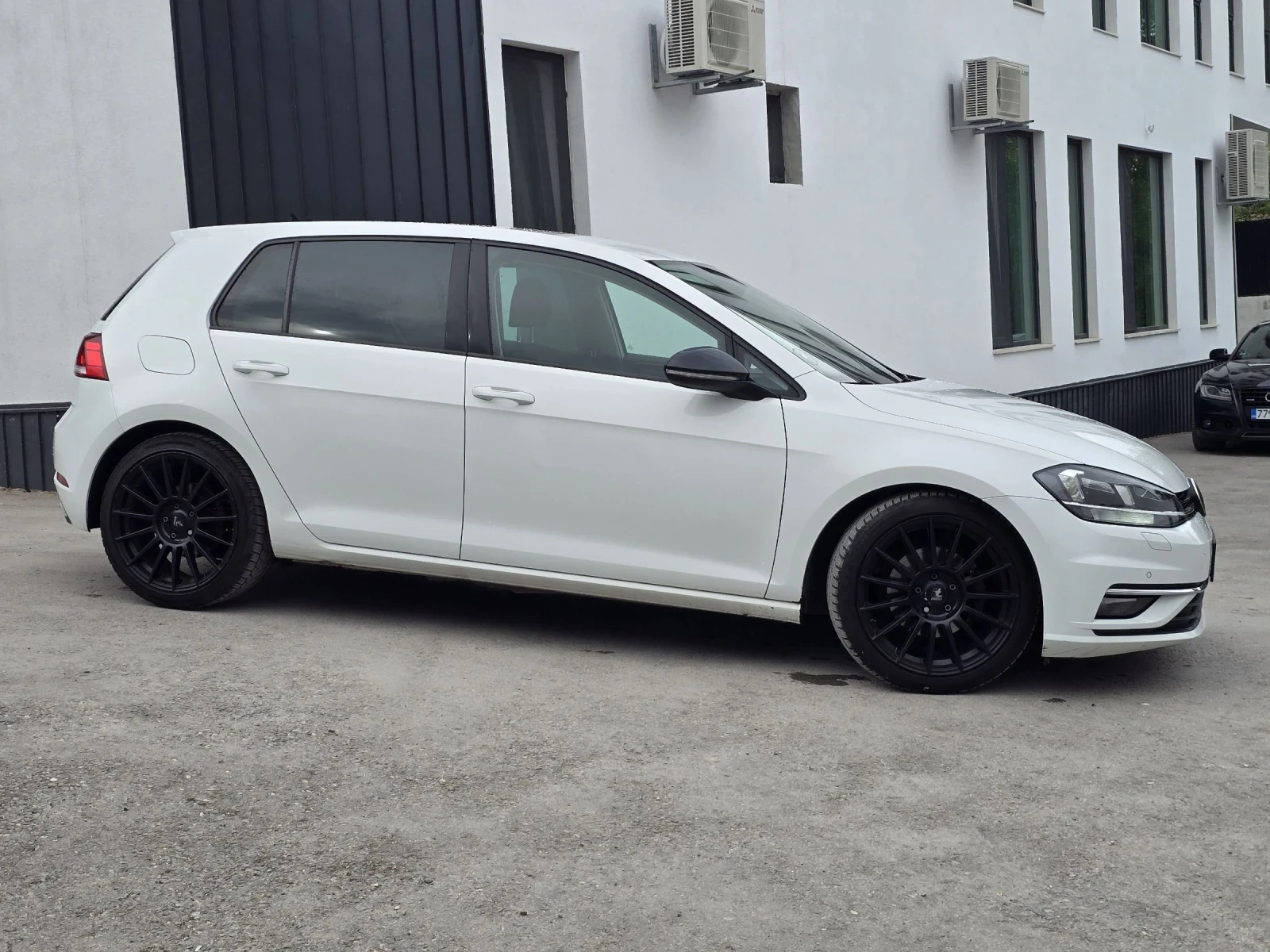 VW Golf 7.5 2.0TDI 150HP , снимка 2 - Автомобили и джипове - 54533016
