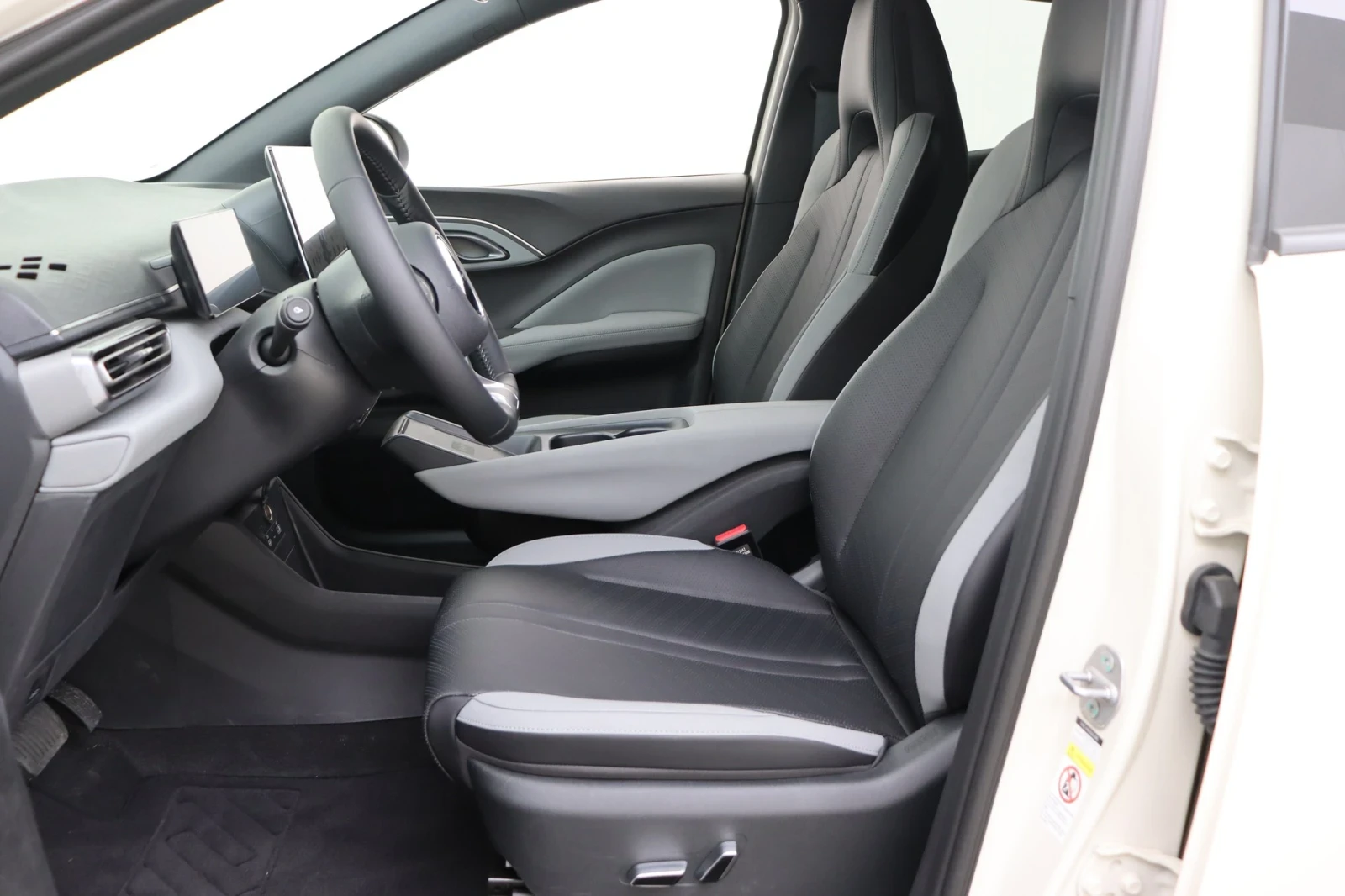 BYD Dolphin SURF COMFORT 43.2kW ���� | Mobile.bg � ����������� 6