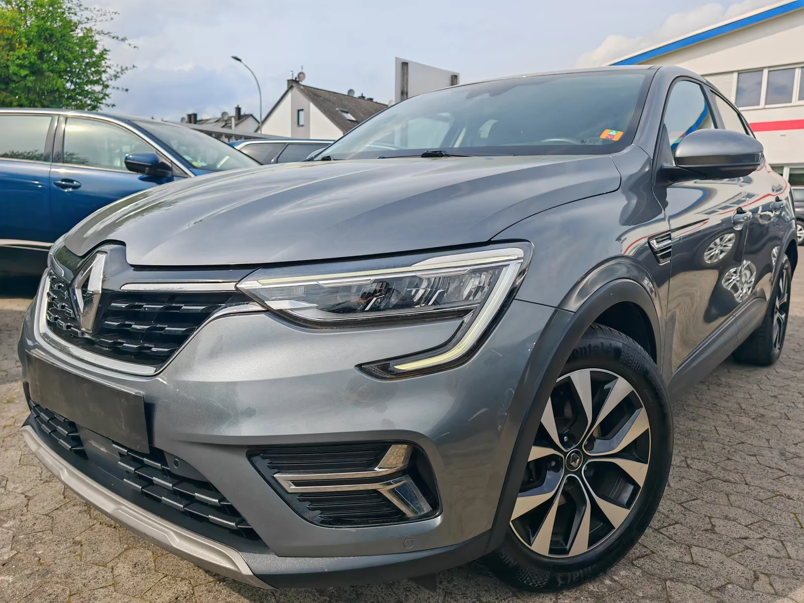 Renault Arkana E-TECH Hybrid 143HP LED ACC CAM TOP