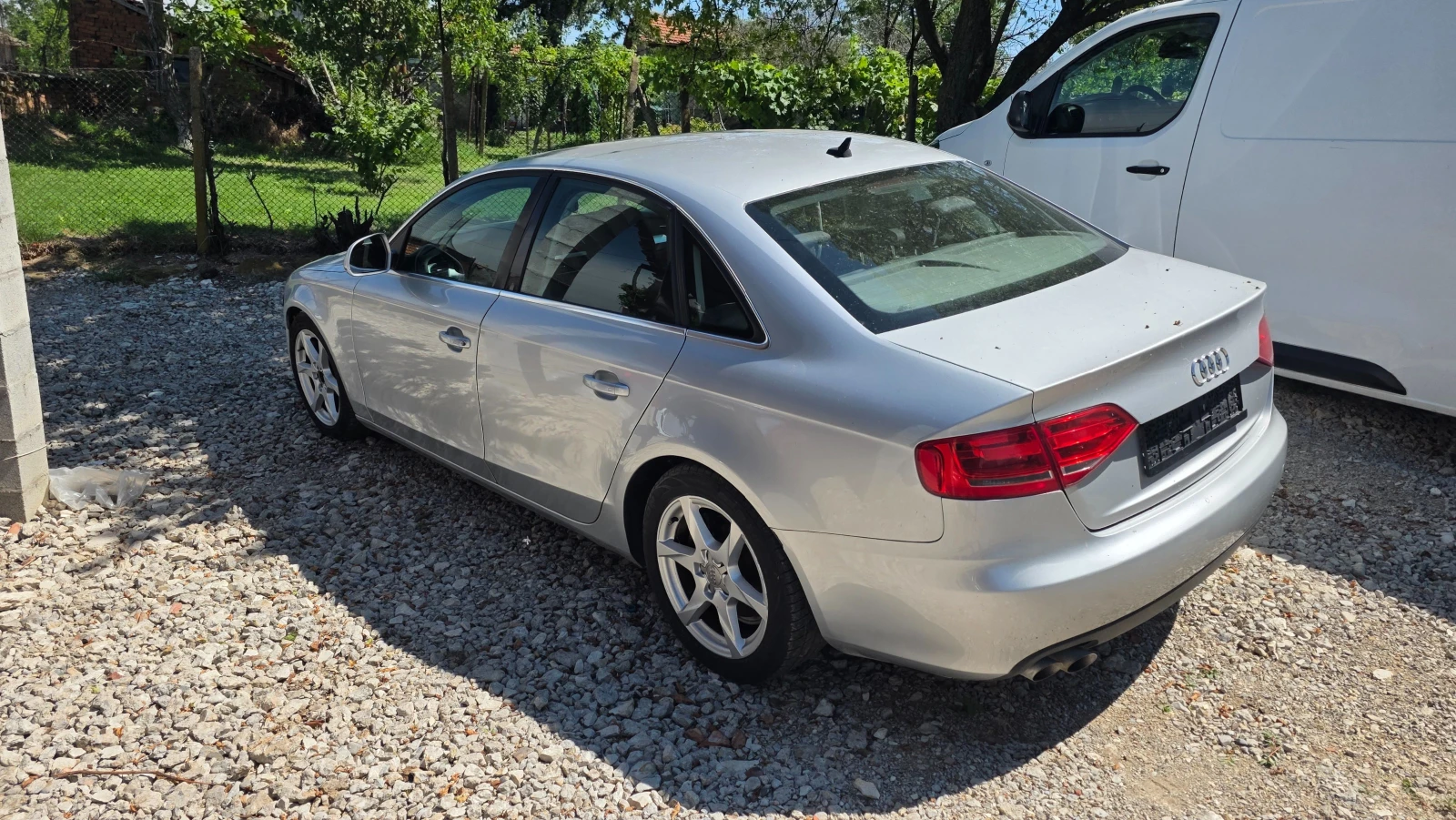 Audi A4 2.0tdi, снимка 4 - Автомобили и джипове - 54822419