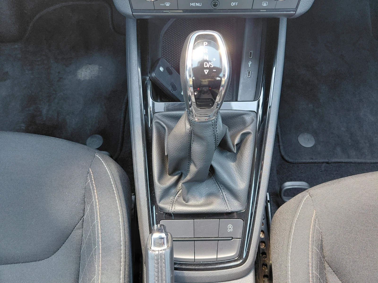 Skoda Scala 1.0TSI/110к.с/DSG, снимка 11 - Автомобили и джипове - 54959052