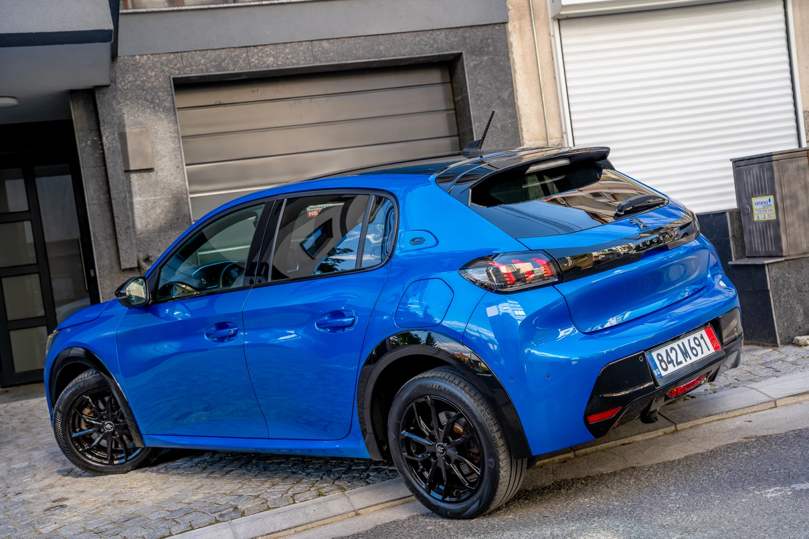 Peugeot 208 FullLed Gt-Line, снимка 8 - Автомобили и джипове - 54973334