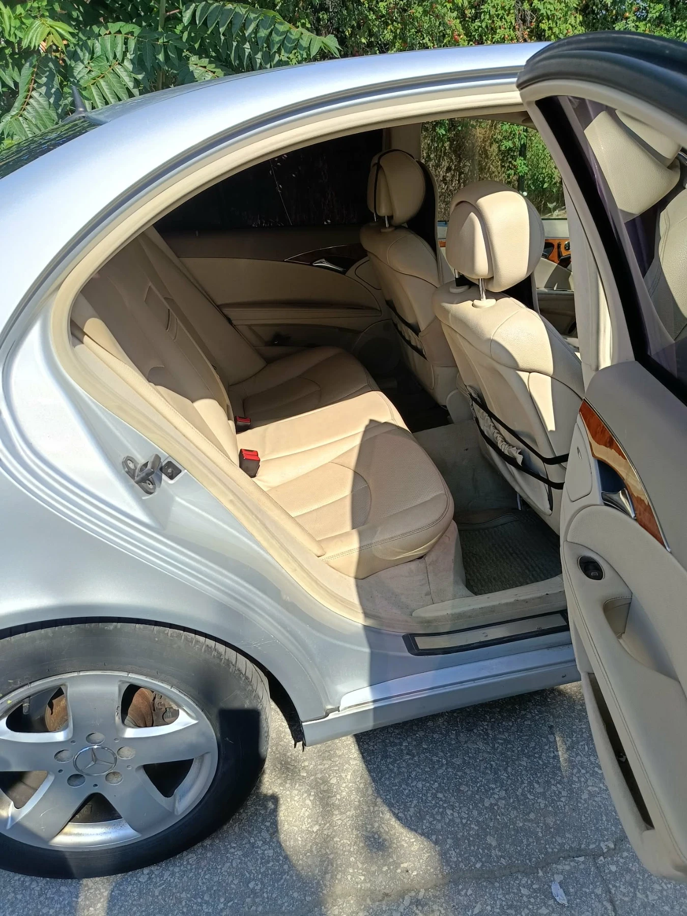 Mercedes-Benz E 280
