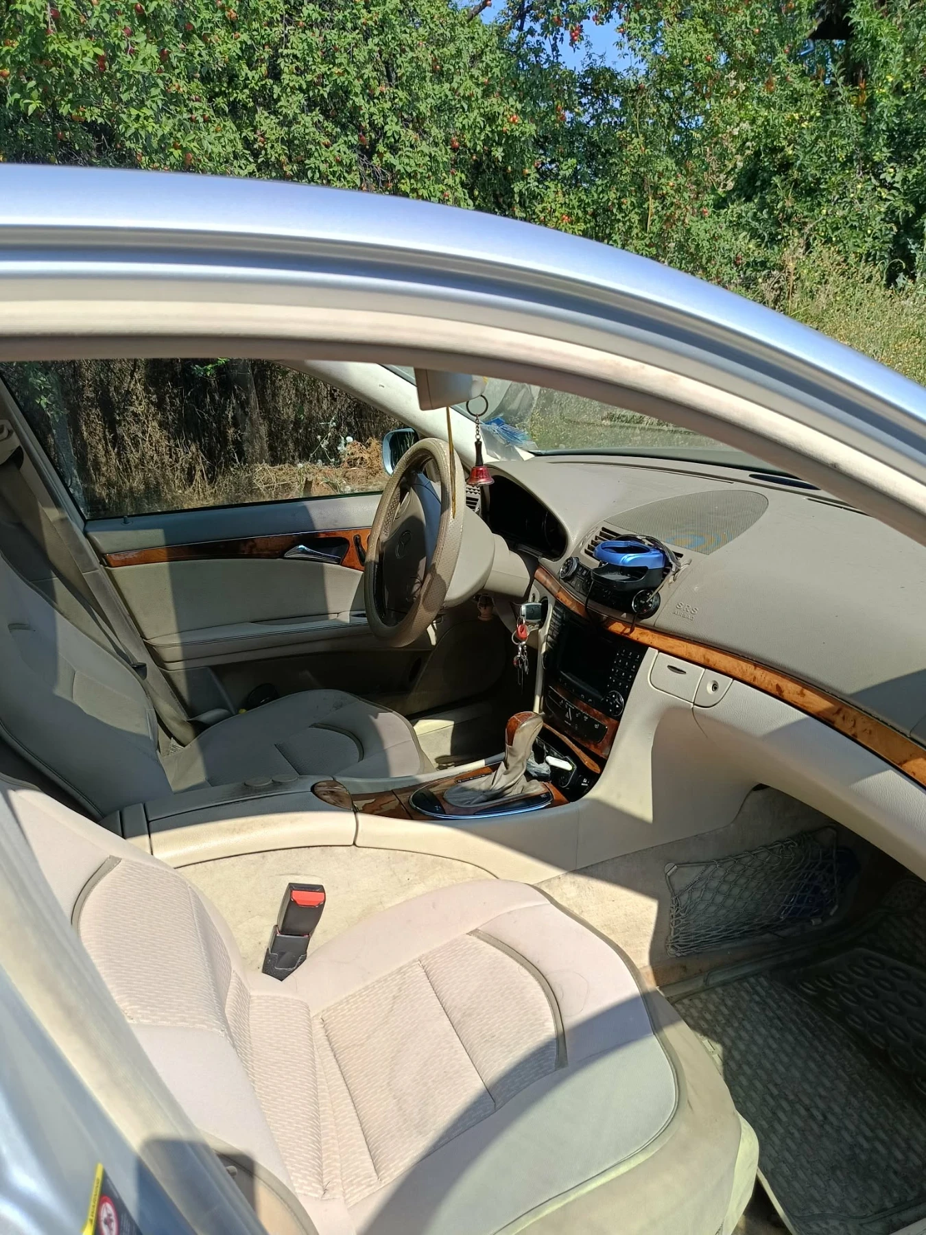 Mercedes-Benz E 280, снимка 8 - Автомобили и джипове - 55708728