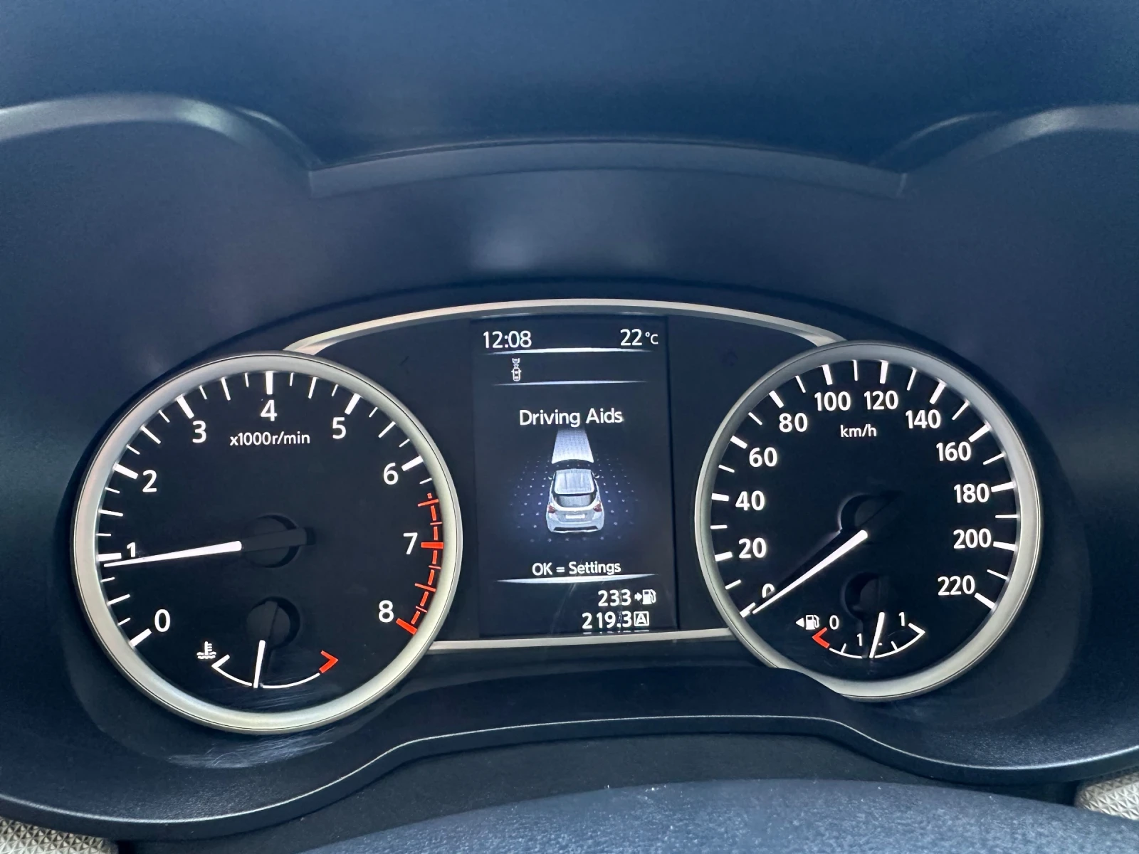 Nissan Micra 1.0, снимка 11 - Автомобили и джипове - 55179241