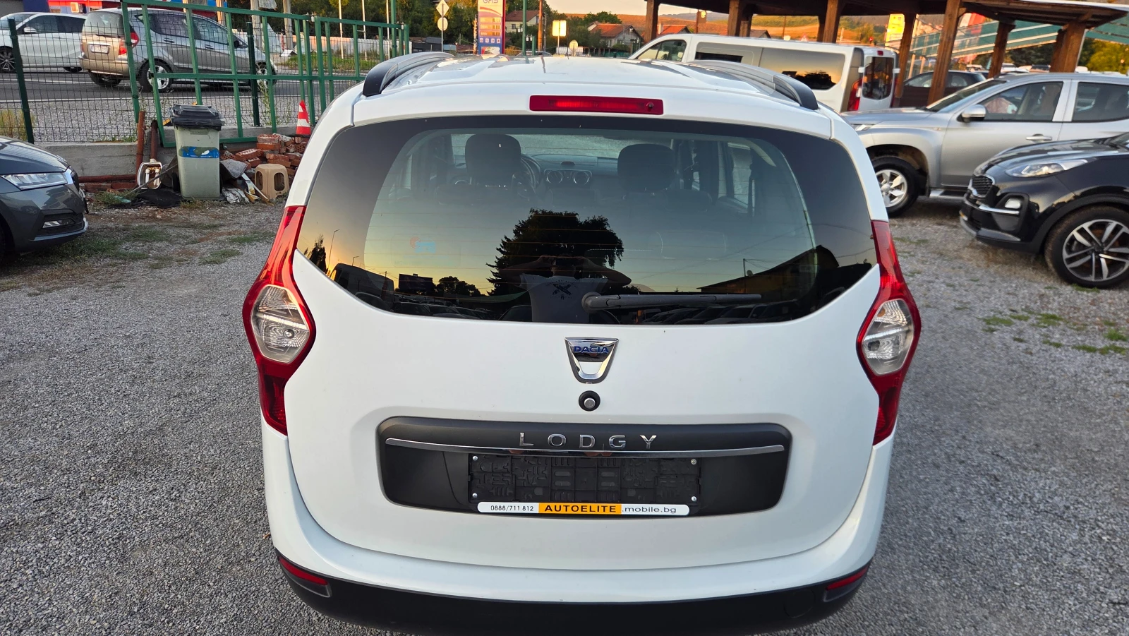 Dacia Lodgy 1.5 dCi EUR.6 6+ 1m., снимка 8 - Автомобили и джипове - 55508197