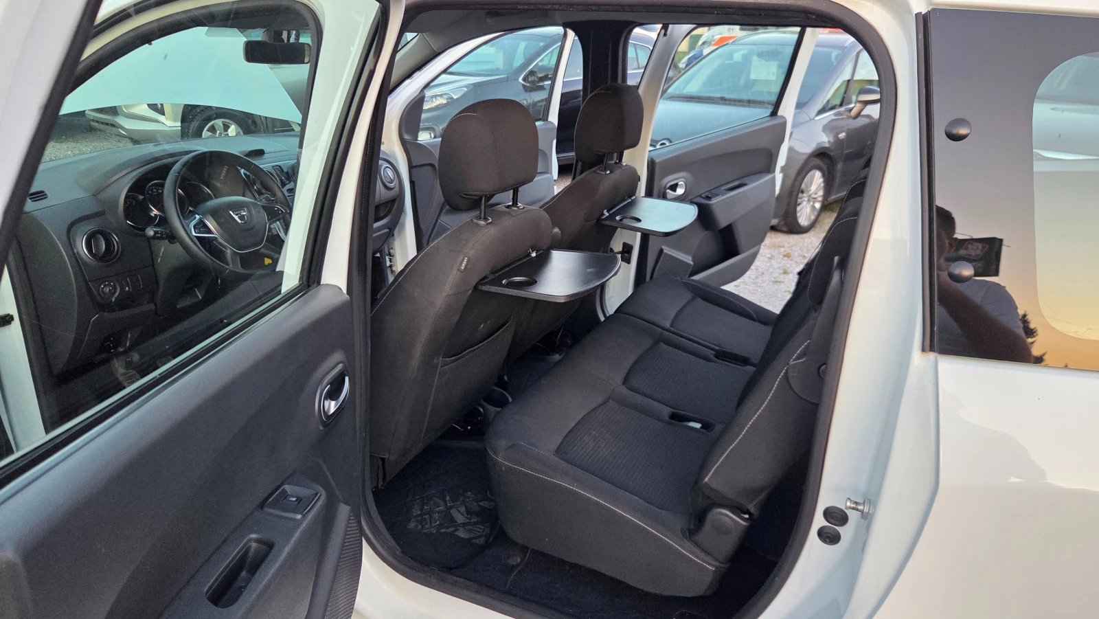 Dacia Lodgy 1.5 dCi EUR.6 6+ 1m., снимка 10 - Автомобили и джипове - 55508197