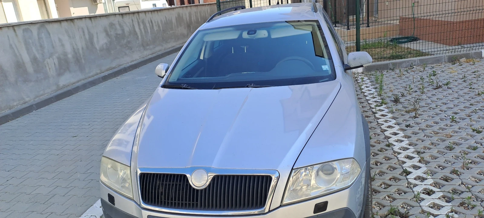 Skoda Octavia Scout 2.0 Tdi BMM, снимка 5 - Автомобили и джипове - 55581558