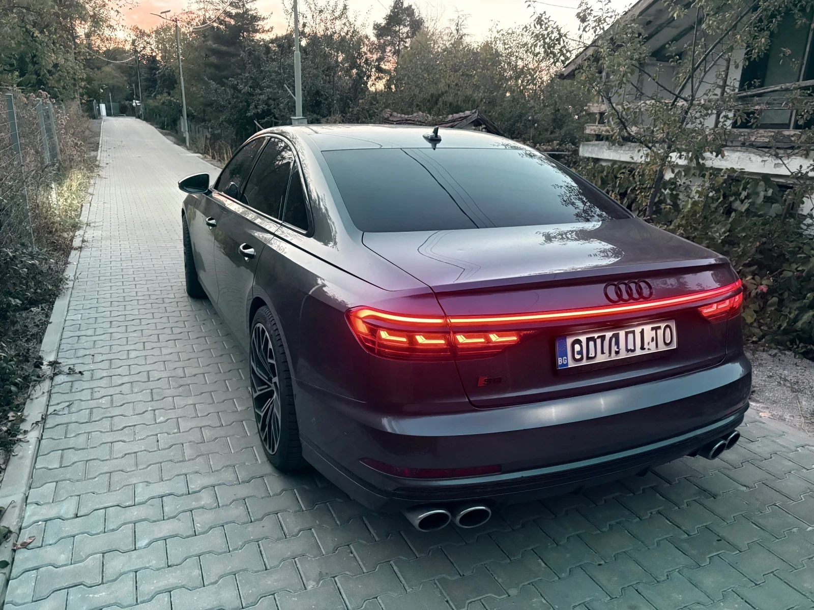Audi S8 !Лизинг!Бартер!, снимка 3 - Автомобили и джипове - 56326080