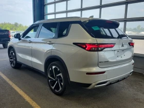 Mitsubishi Outlander * LE PREMIUM * 7 МЕСТА * 4WD * ПАНОРАМА * НАВИ * К, снимка 12