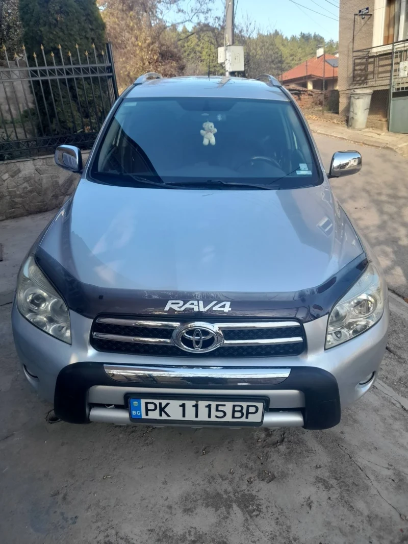 Toyota Rav4 2.2, снимка 1 - Автомобили и джипове - 47929921