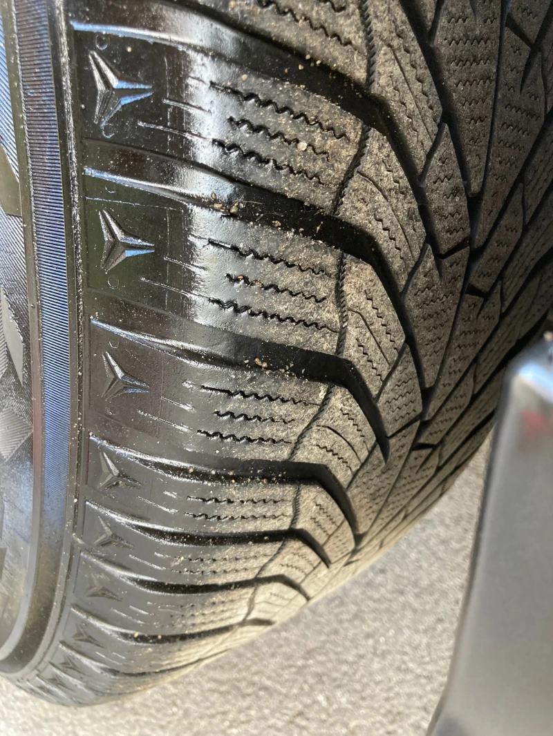 Hyundai Santa fe 2.7 ЧИСТО НОВ ГАЗ+ БЕНЗИН-113581хил.км., снимка 7 - Автомобили и джипове - 52166304