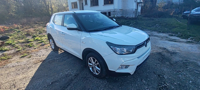 SsangYong Tivoli, снимка 4 - Автомобили и джипове - 52807793