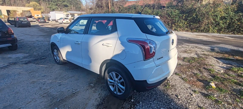 SsangYong Tivoli, снимка 7 - Автомобили и джипове - 52807793