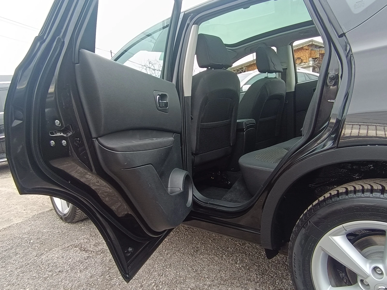 Nissan Qashqai 2.0-141к.с.!!! 4х4!!! НОВ ВНОС ШВЕЙЦАРИЯ !!!  - изображение 8