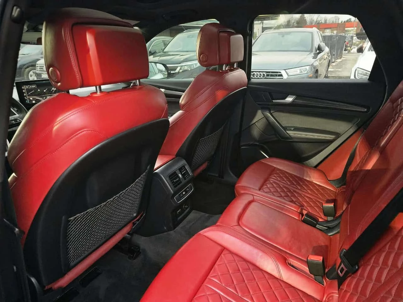 Audi SQ5 quattro Premium  CARFAX - изображение 8