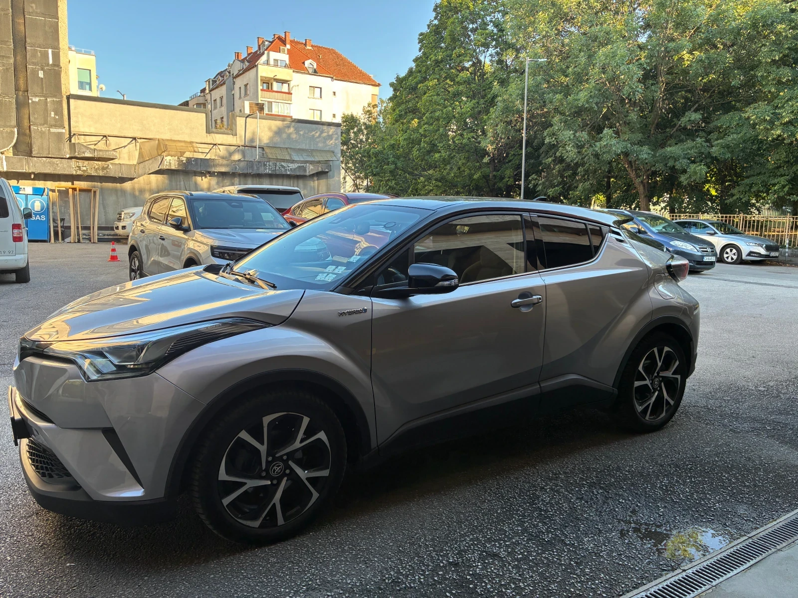 Toyota C-HR, снимка 2 - Автомобили и джипове - 55466461