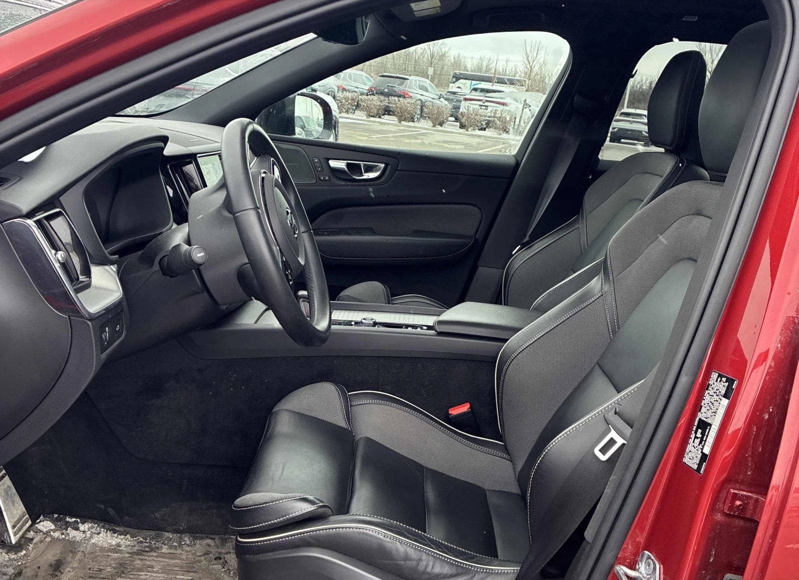 Volvo XC60 АВТОКРЕДИТ* ЦЕНА БЕЗ АНАЛОГ* , снимка 10 - Автомобили и джипове - 53825465