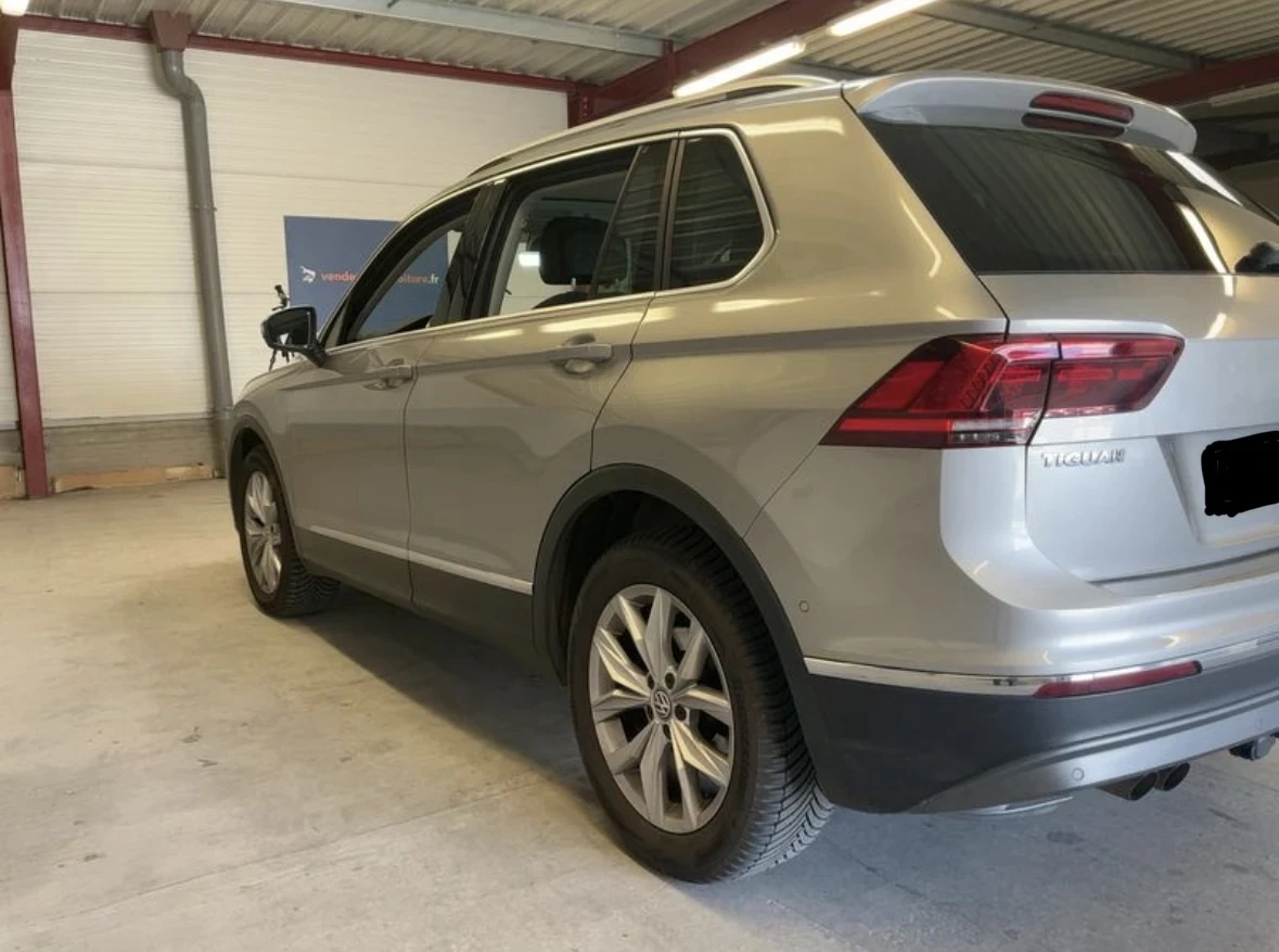 VW Tiguan 2.0TDI 4Motion 150кс * Highline* Head Up* Virtual*, снимка 3 - Автомобили и джипове - 54385779