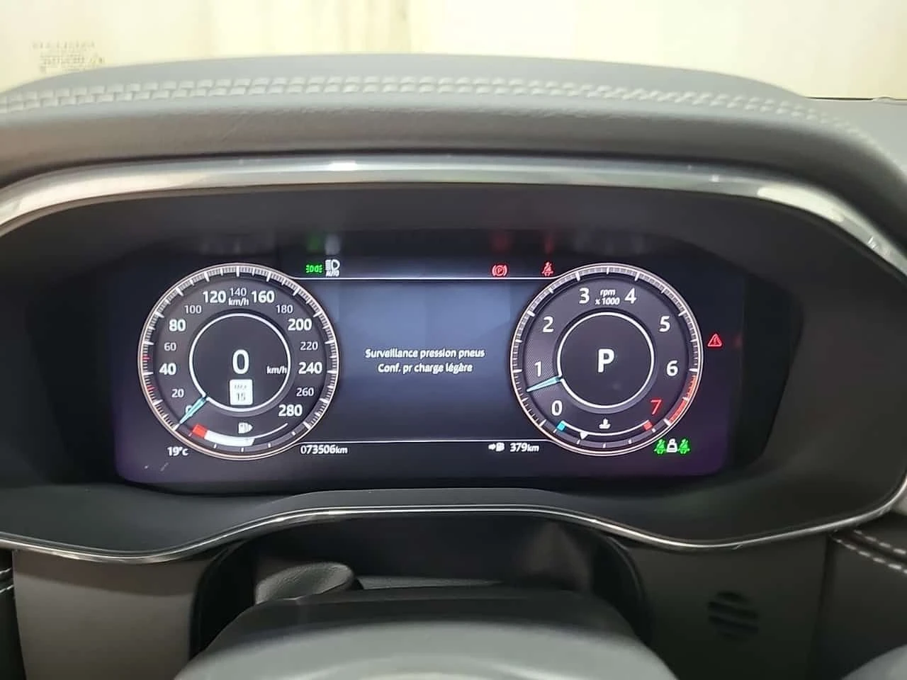 Jaguar F-PACE | R DYNAMIC S | ��� ����� | ���� | �������� | TOP  | Mobile.bg � ����������� 11