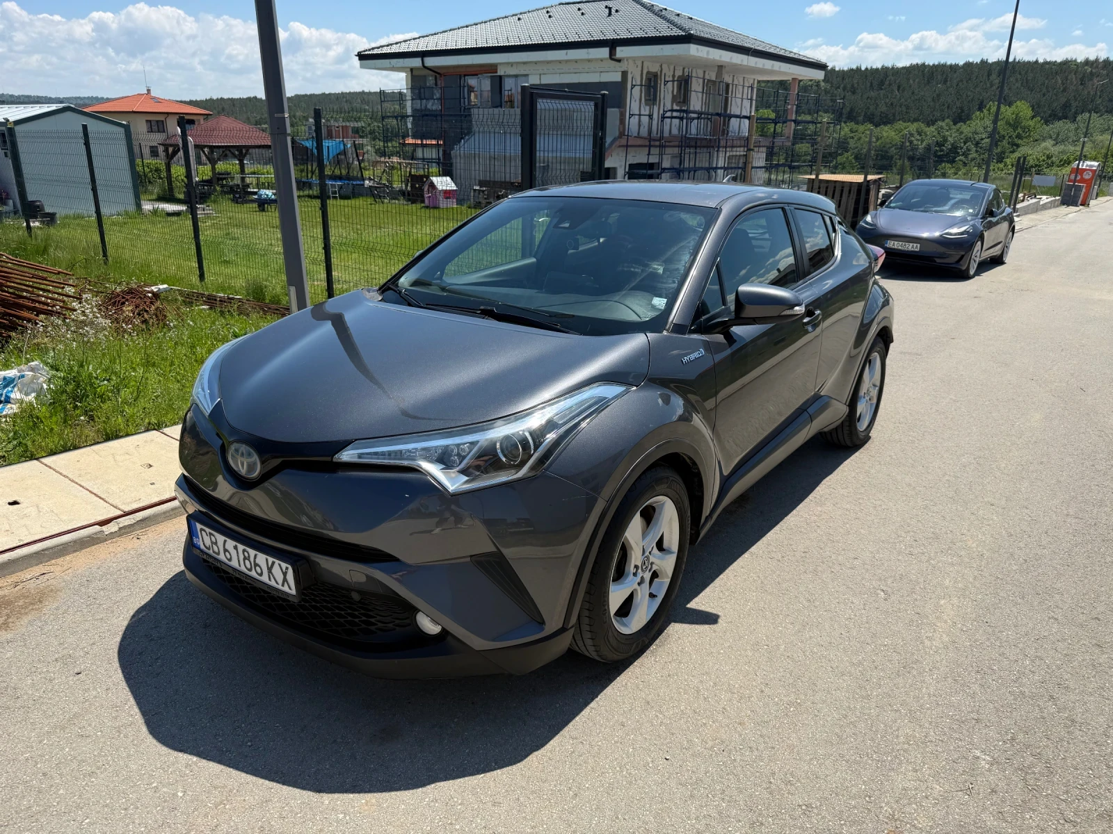 Toyota C-HR 1.8 hybrid 