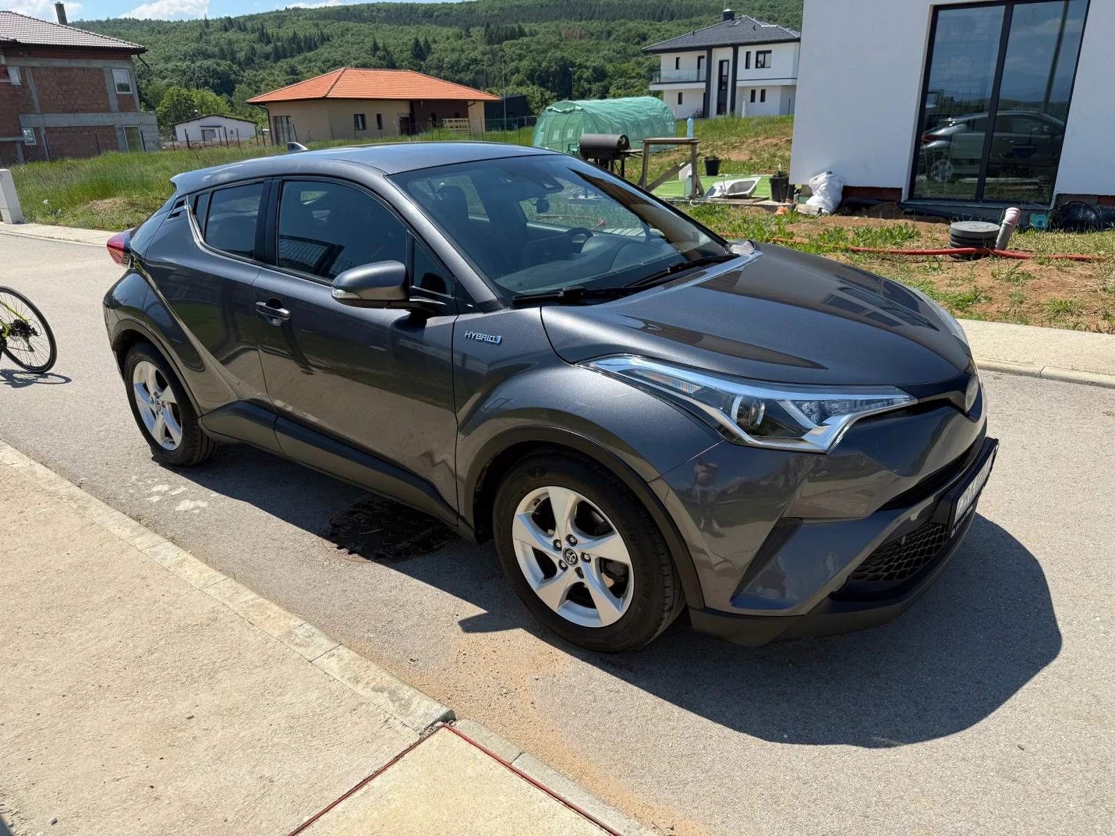 Toyota C-HR 1.8 hybrid , снимка 2 - Автомобили и джипове - 54707293