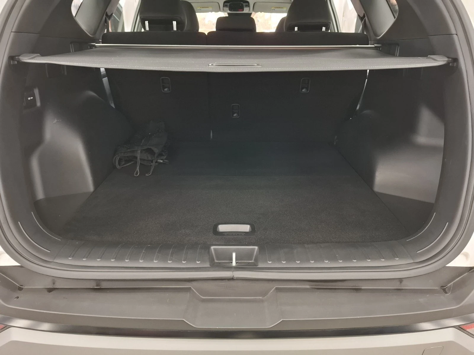 Hyundai Tucson 2.5, снимка 13 - Автомобили и джипове - 55021710