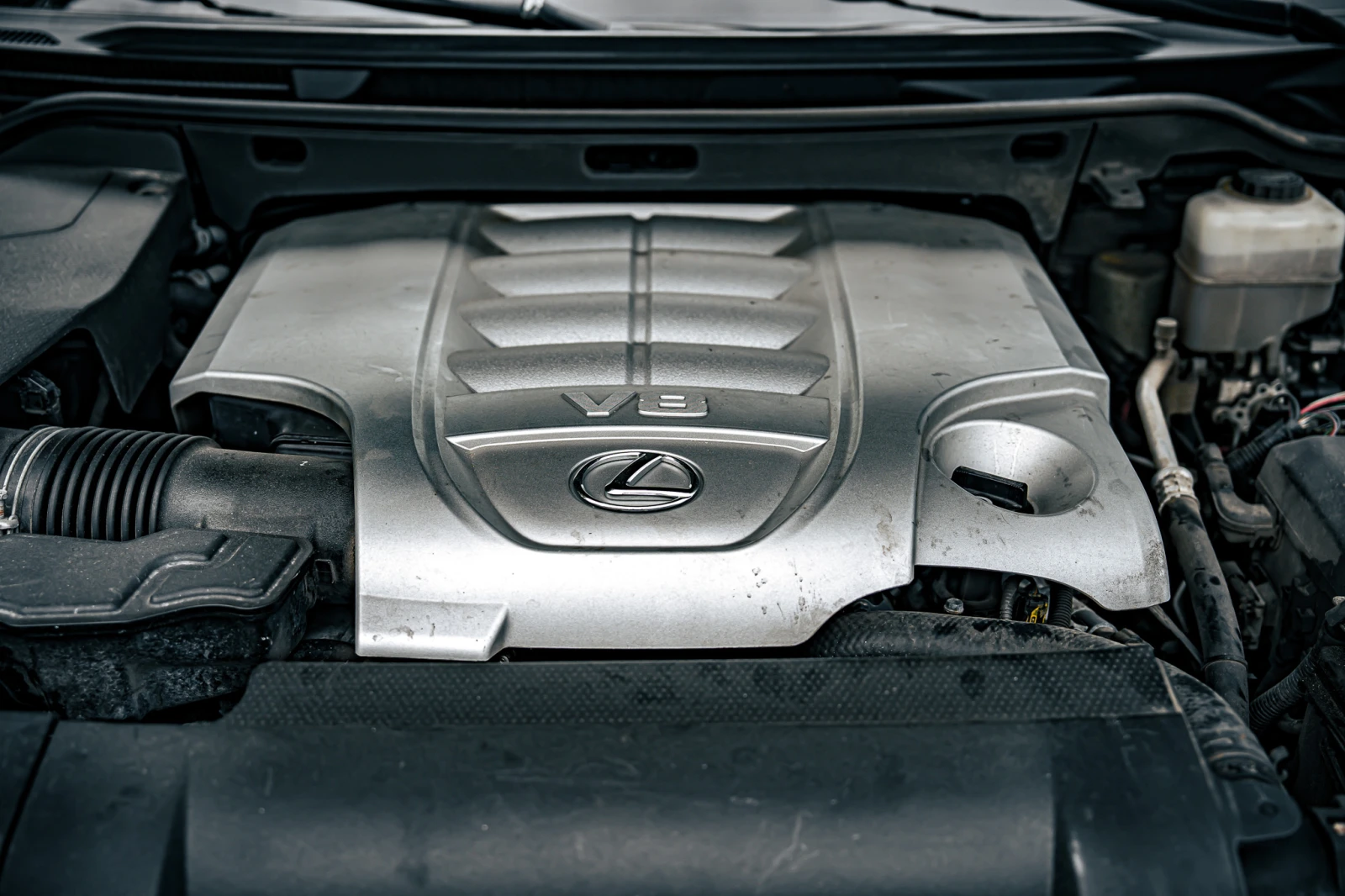 Lexus LX 570 V8 4x4, снимка 13 - Автомобили и джипове - 55171575