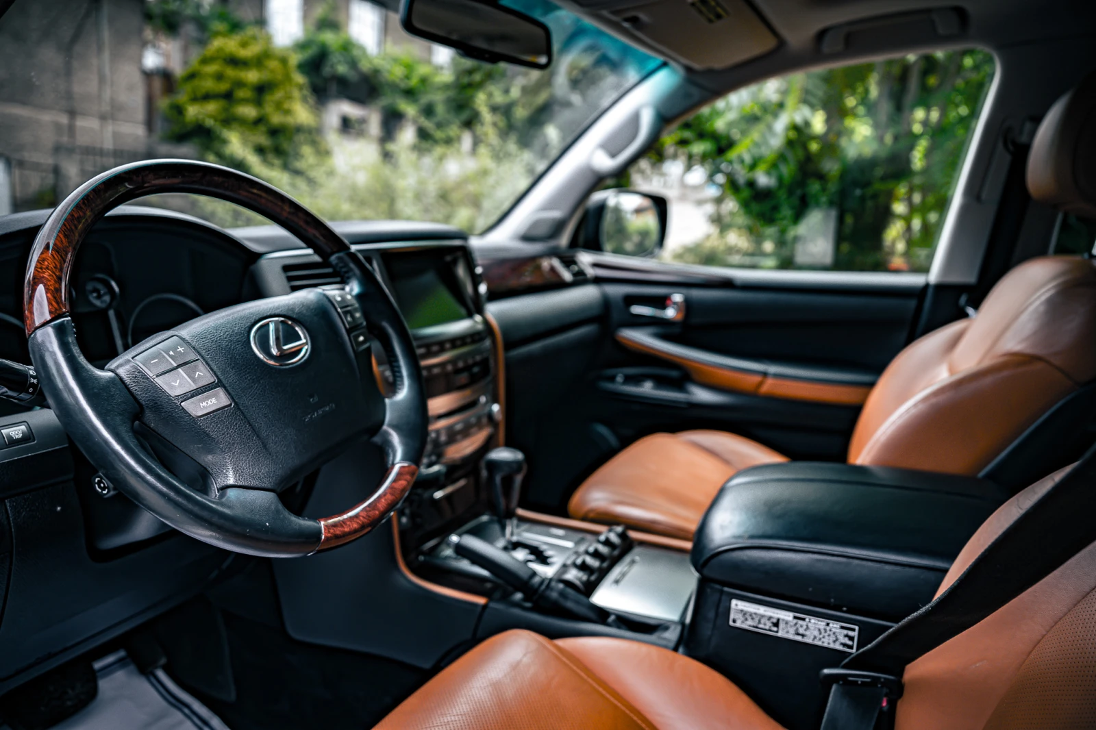 Lexus LX 570 V8 4x4, снимка 11 - Автомобили и джипове - 55171575