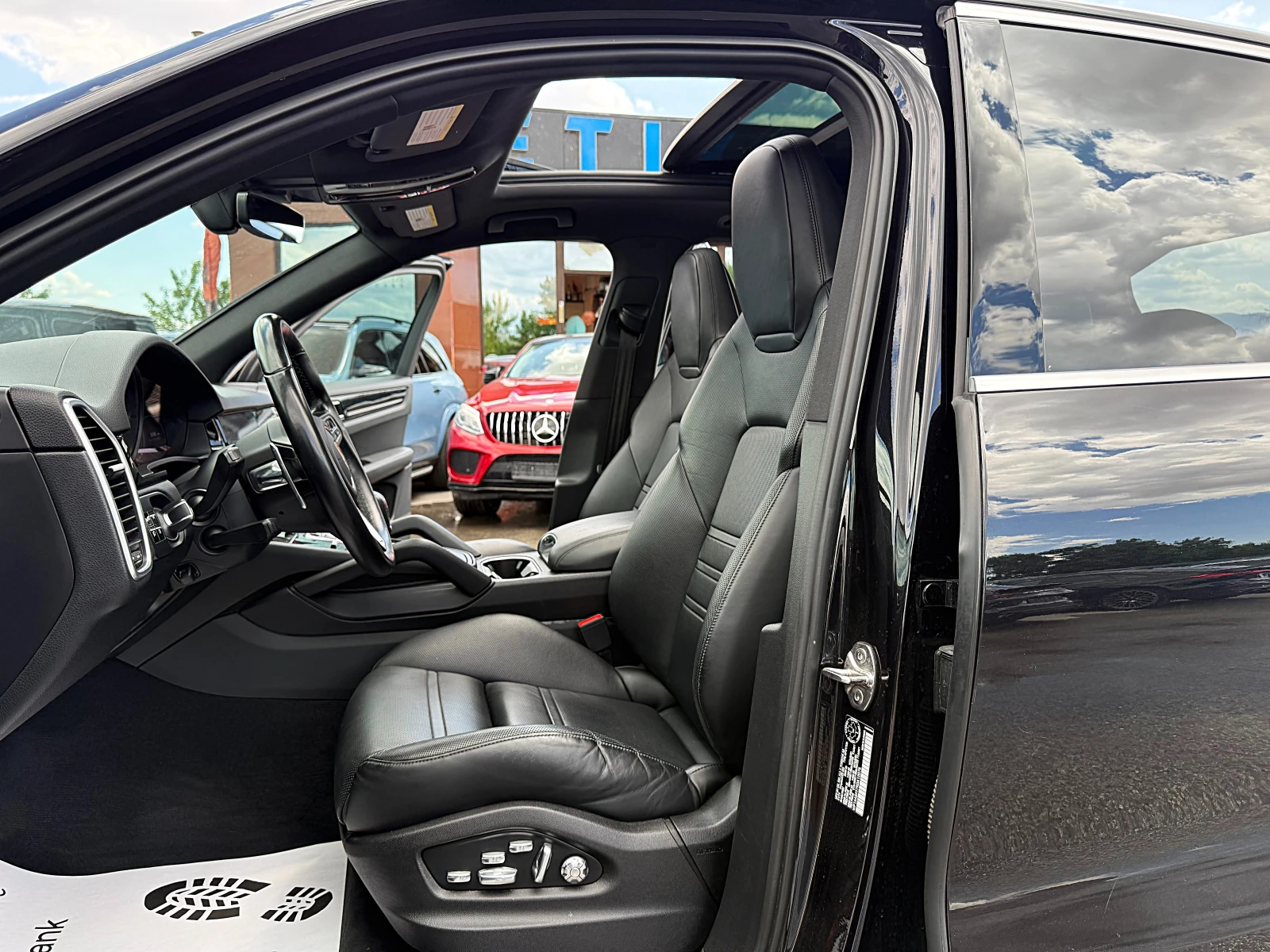 Porsche Cayenne TURBO OPTIK-LED-BIXENON-KAMERA-BOSE-ОБДУХВАНЕ-FULL, снимка 9 - Автомобили и джипове - 55470405