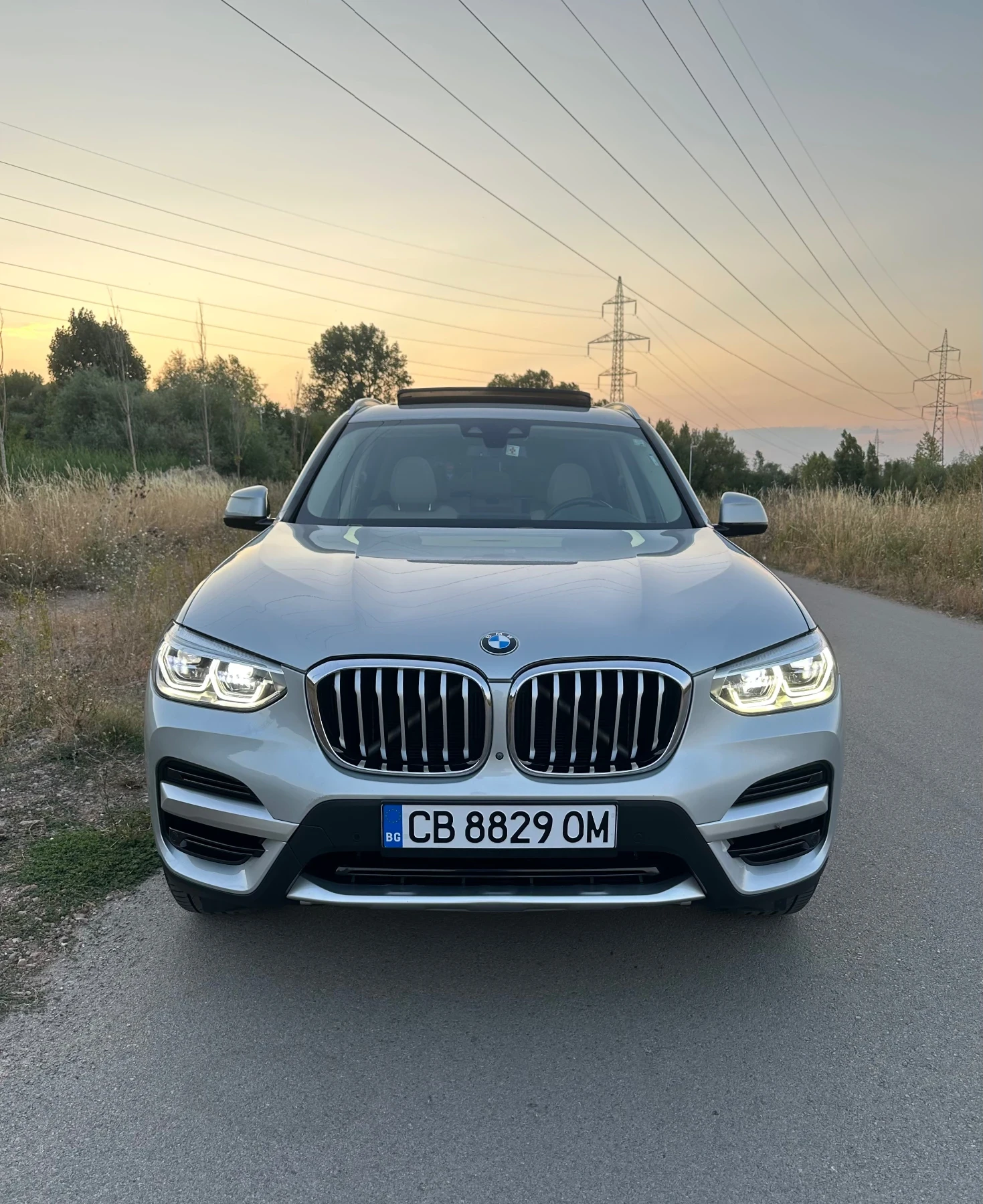 BMW X3 FULL/ПАНОРАМА/МЪРТВА ТОЧКА/360/HUD/KEYLESS/DIGITAL