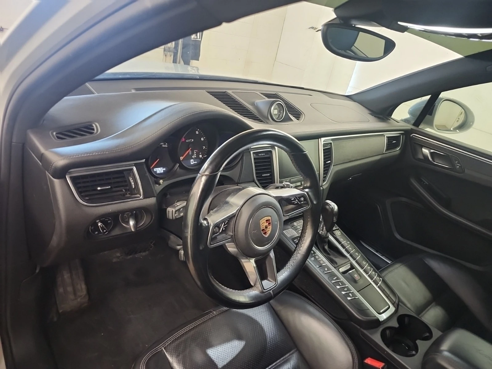 Porsche Macan GTS SportChrono* Подгр* Bose* Камера* Адапт. окачв, снимка 8 - Автомобили и джипове - 56217661