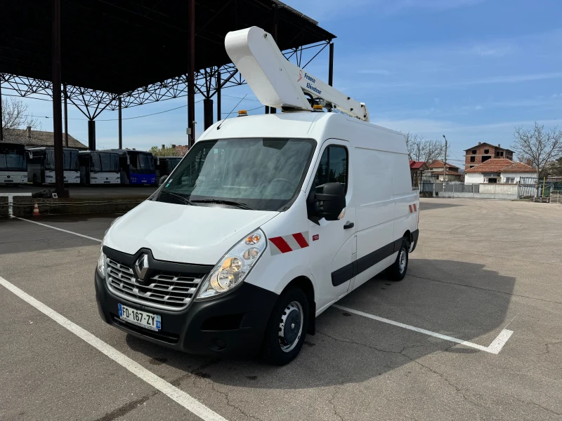 Renault Master 2.3dci автовишка, снимка 2 - Бусове и автобуси - 44604266