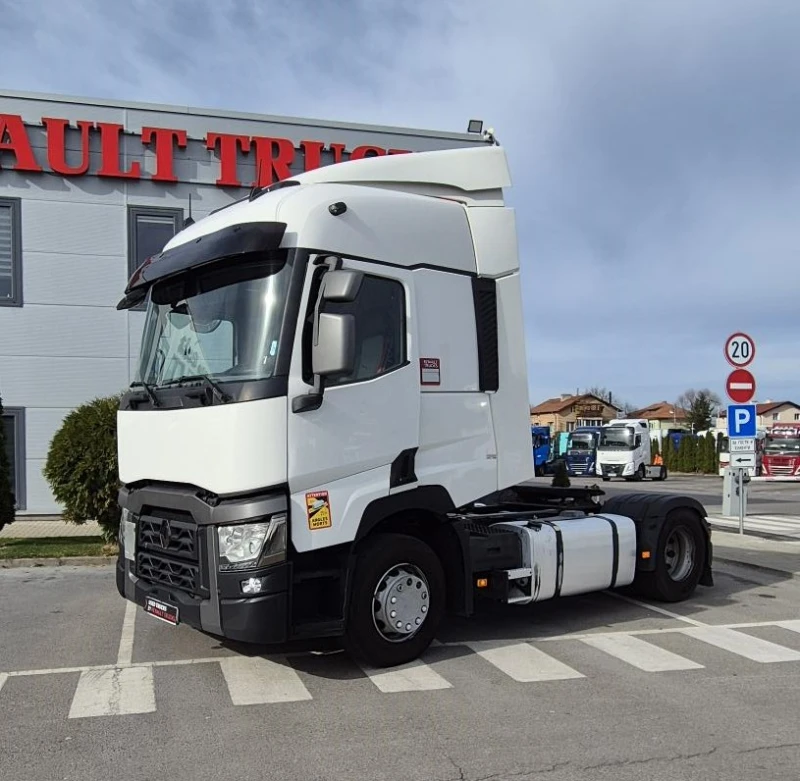 Renault T първоначална вноска